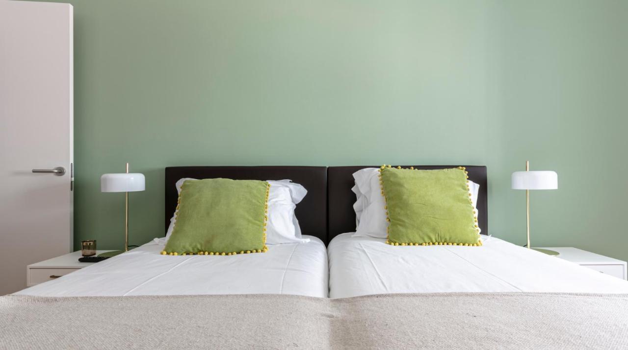Altido Stylish 5Br Apt With Big Terrace In Principe Real Lisbon Luaran gambar