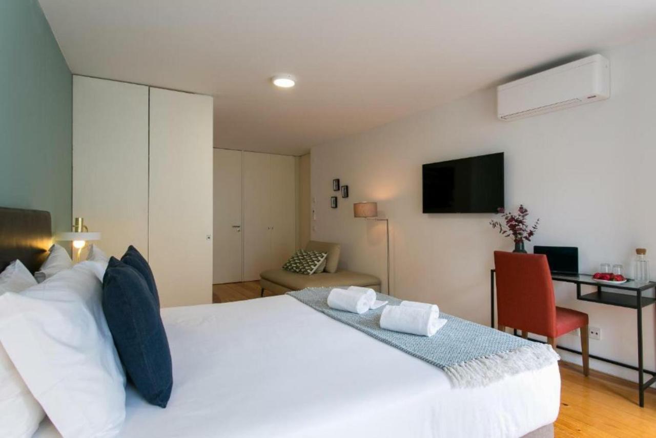 Altido Stylish 5Br Apt With Big Terrace In Principe Real Lisbon Luaran gambar